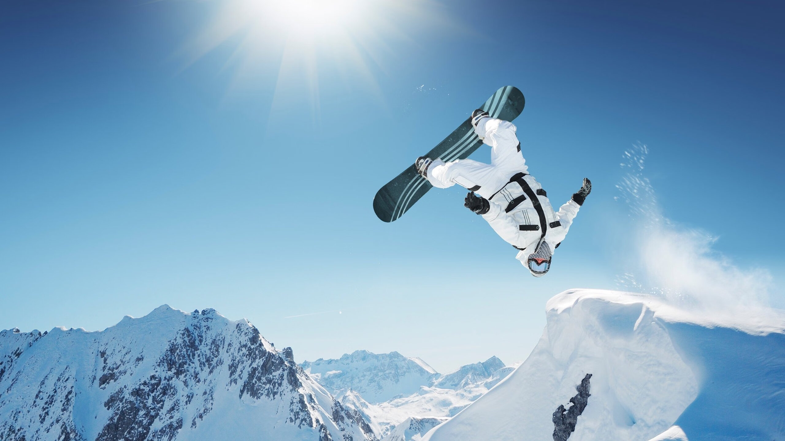 血脉与代码，卡瓦哈尔的爆发如何终结巴萨的厄瓜多尔魔咒？